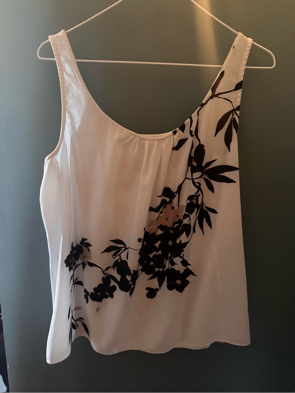 NY&Co White Floral Print Sleeveless Women’s Top